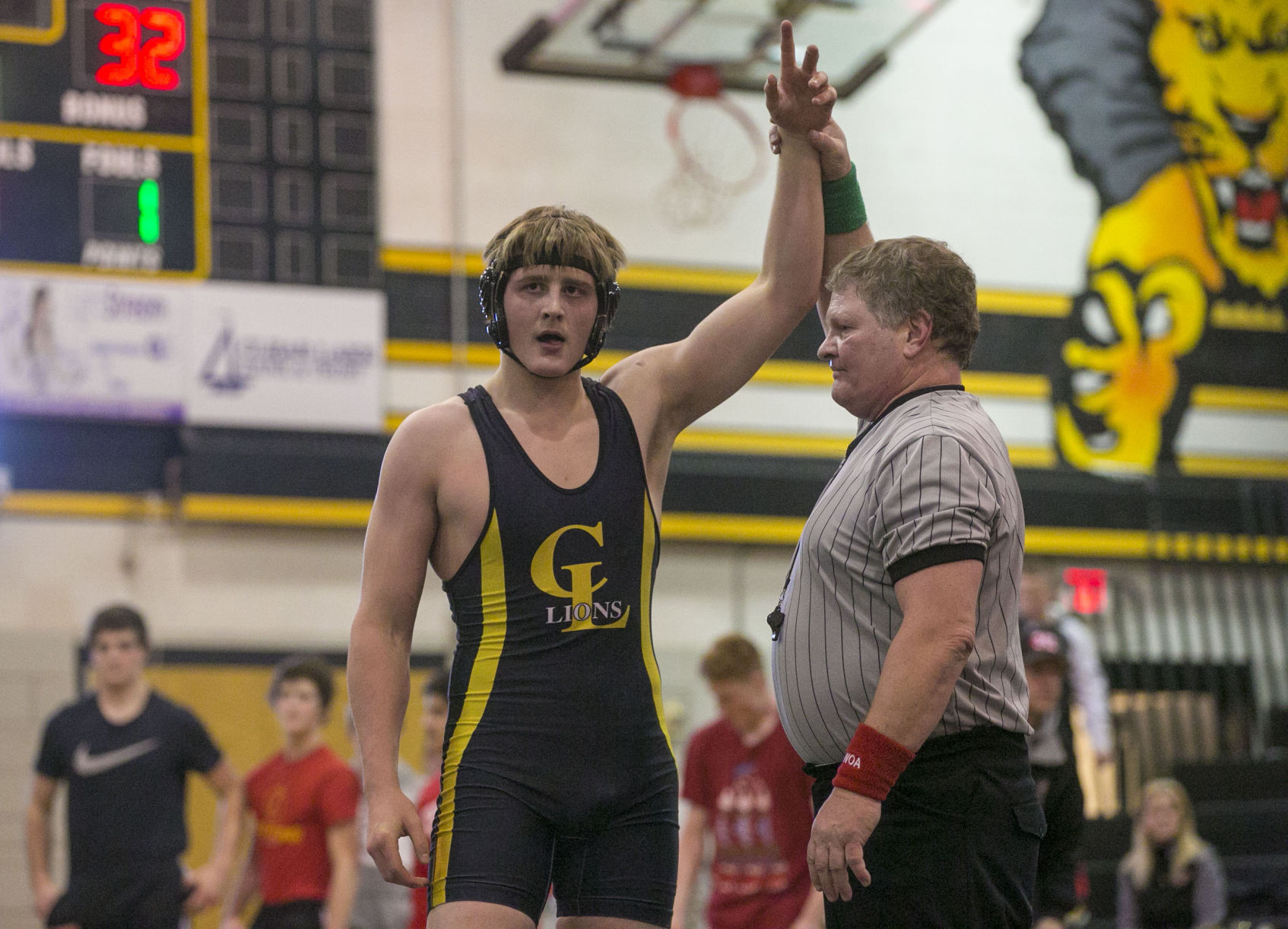 Wrestle Clear Lake vs. Mason City 2